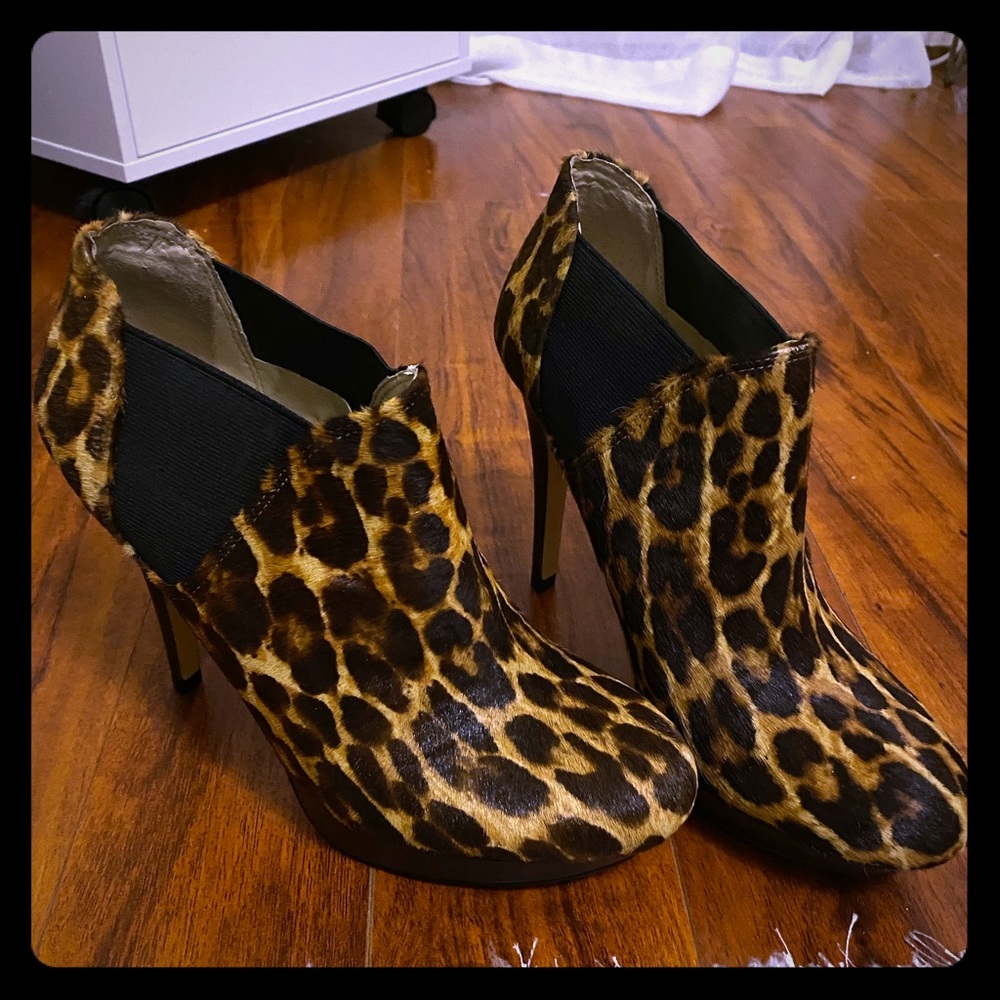Animal print Booties